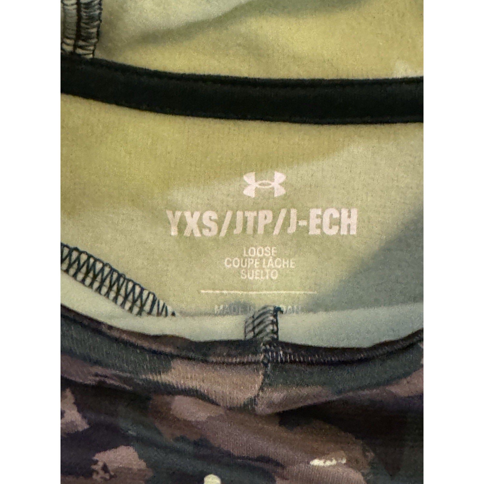 Under Armour Hoodie Youth Extra Small Green Camo Logo Pullover Sweatshirt Boys