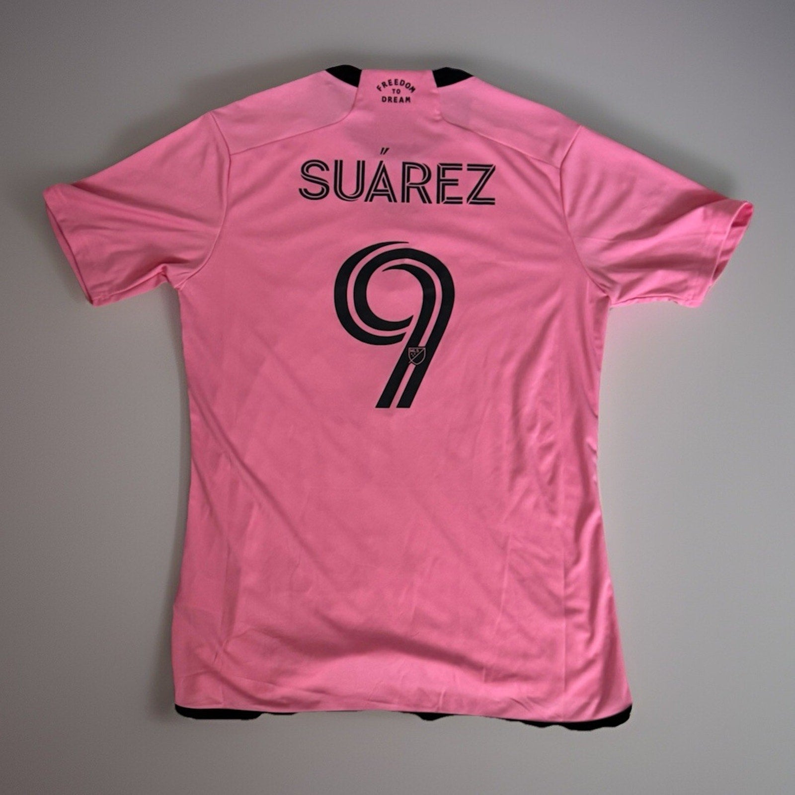 Adidas Inter Miami CF #9 Luis Suarez 2024 Authentic Soccer Jersey Mens Med NWT