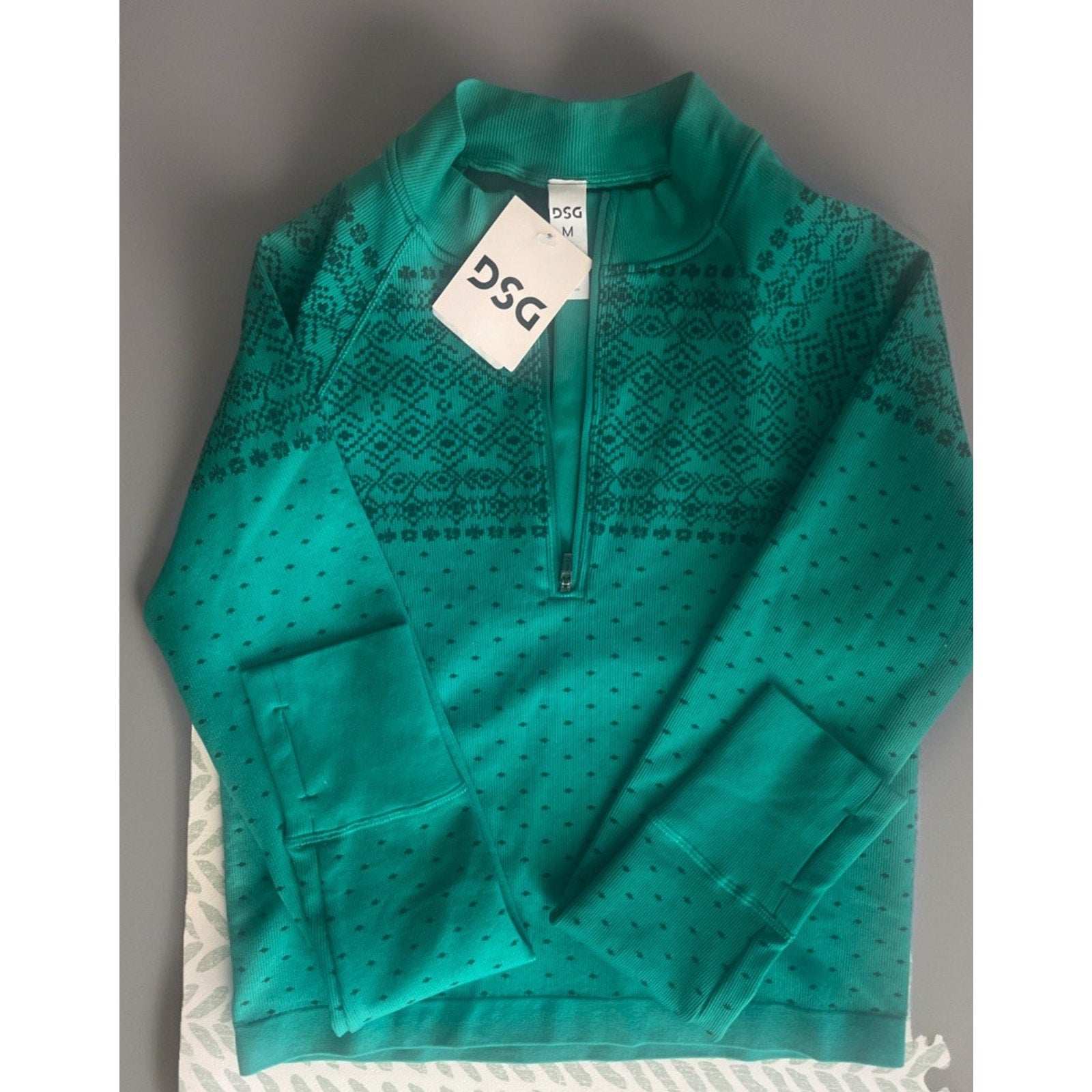 Dsg Momentum Zip Women Size M