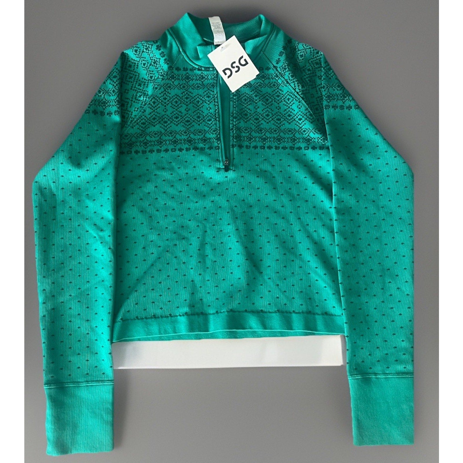 DSG ladies Momentum Zip Size S