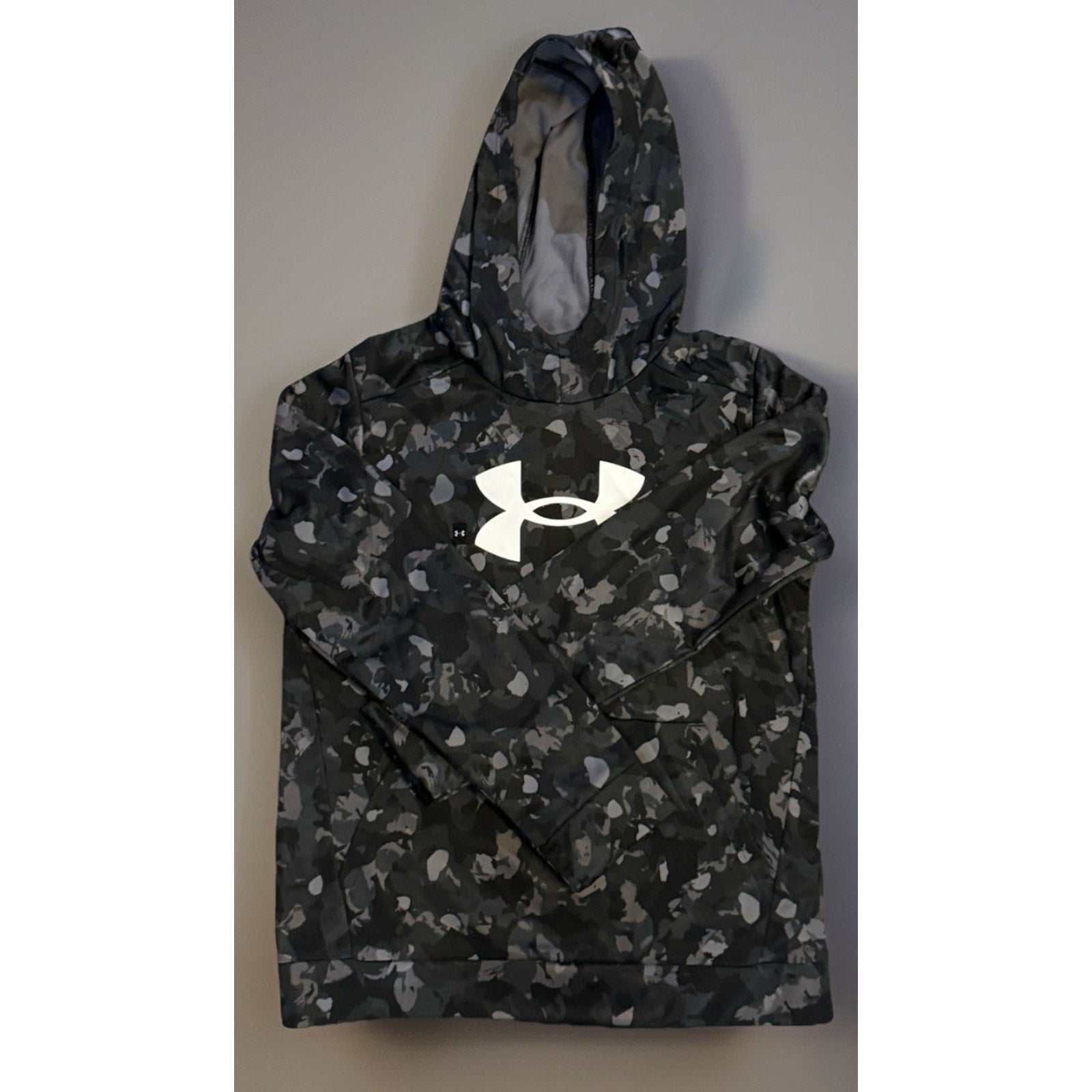 Under Armour Hoodie Youth Large Black Camo Logo Pullover Sweatshirt Boys